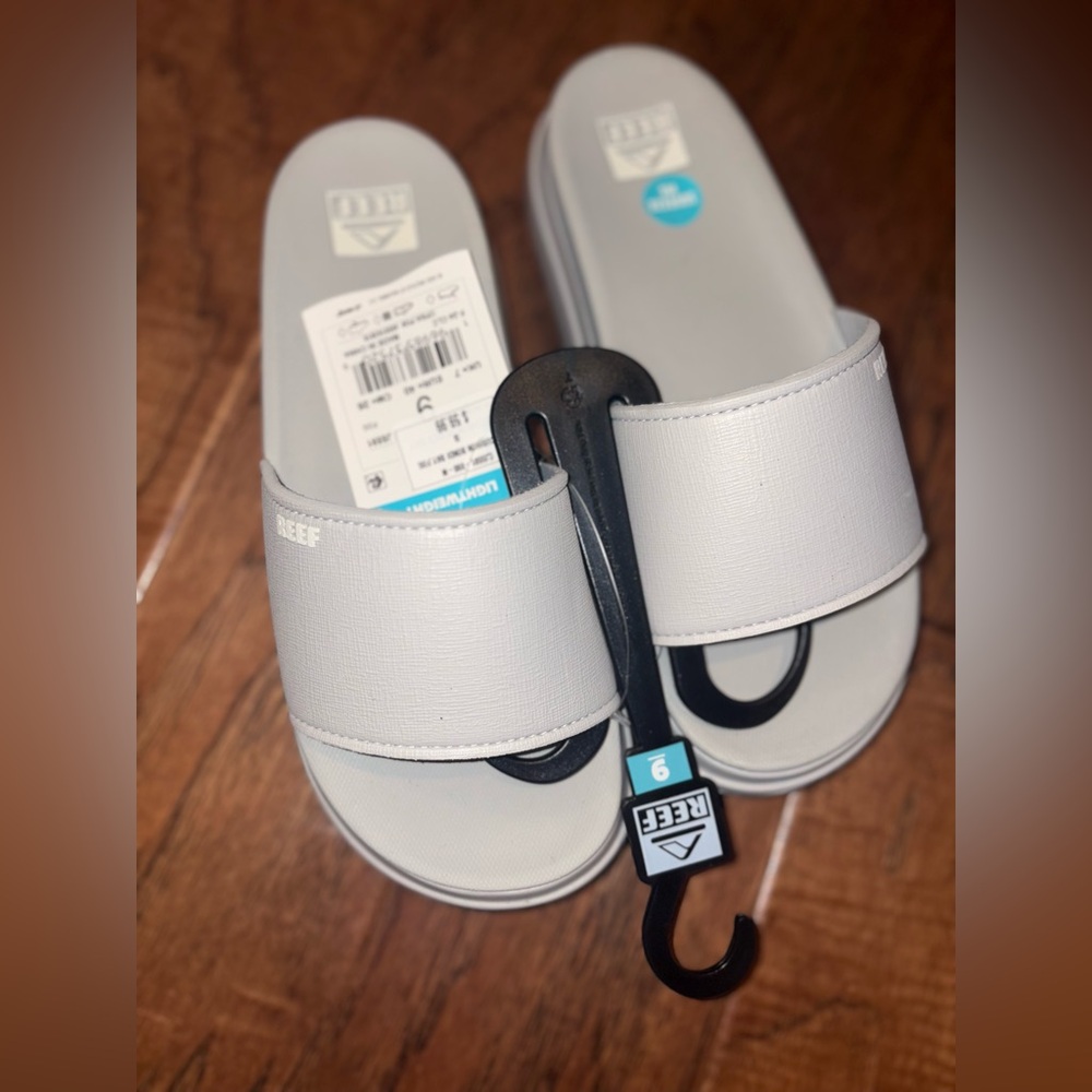 Reef Lightweight Cushion Bondi Bay Sandals Slides Bay Fog Gray size 9 Brand New